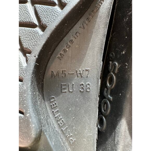 OOFOS slides - Picture 8 of 8